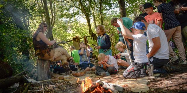 Prehistorisch weekend vuursteenpijlpunt maken.jpg